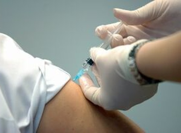 SĂNĂTATE / Experţi americani recomandă şi vaccinarea băieţilor împotriva HPV