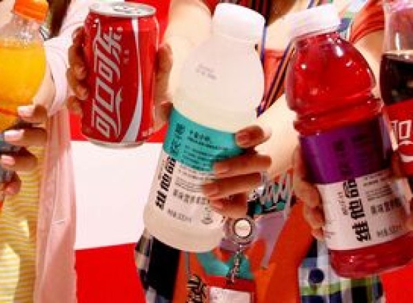 SĂNĂTATE / Un studiu semnalează o legătură între consumul anumitor băuturi răcoritoare şi comportamentele violente