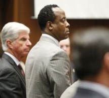 SHOWBIZ / Coşmarul Dr.Conrad Murray, găsit vinovat de omucidere involuntară în cazul MJ, abia începe
