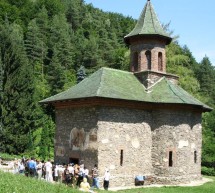 RELIGIE / Mănăstirea Prislop un colţ de rai