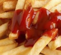 FAP DIVERS / Consumul de cartofi cu ketchup are şi efecte benefice